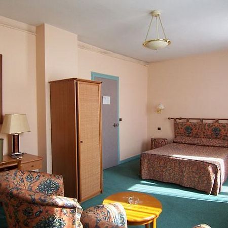 Terminus Hotel Tours Phòng bức ảnh
